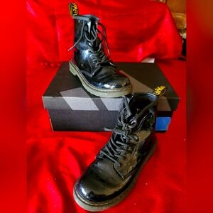 Doc Martens Jadon Platform Air Wair White High Top Boots Zipper Women’s Size 3